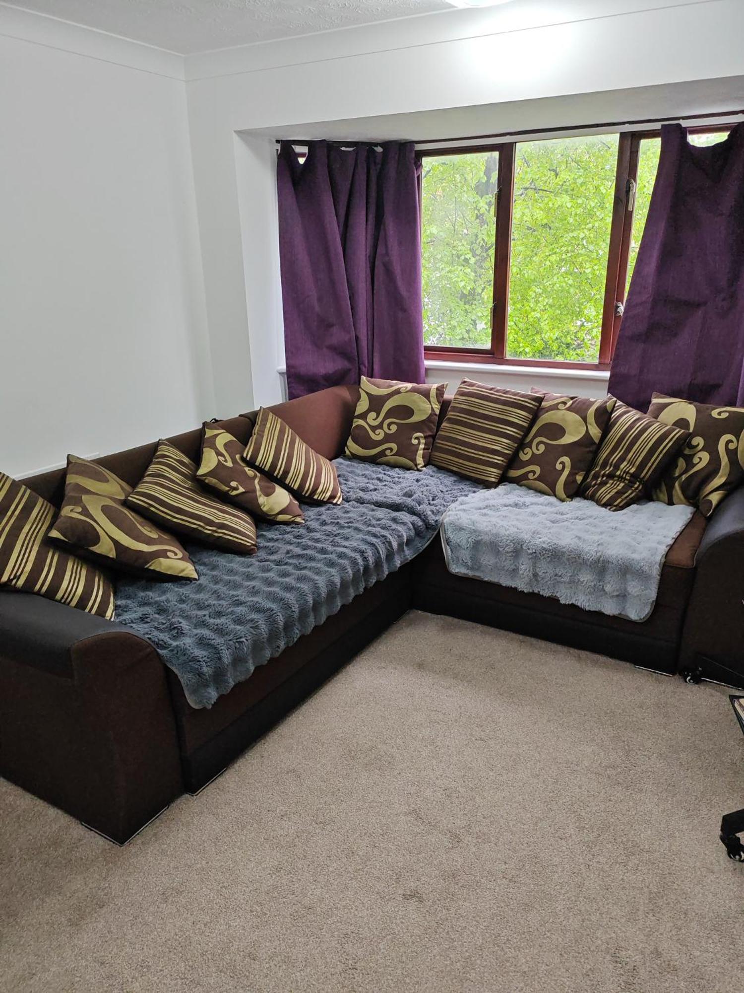 Apartment Spacious Flat With Free Parking In Croydon